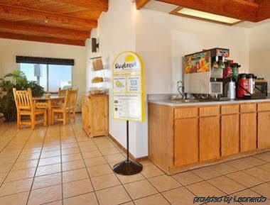 Days By Wyndham Hotel Taos