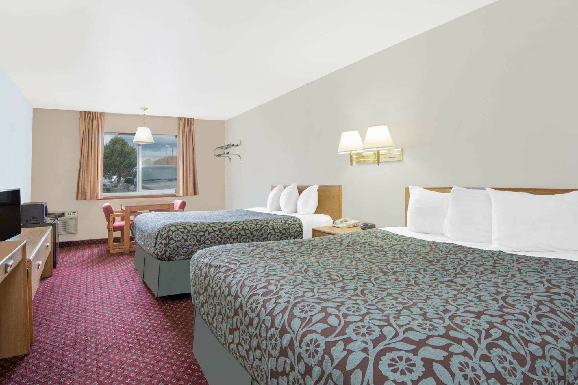 Days By Wyndham Hotel 2*